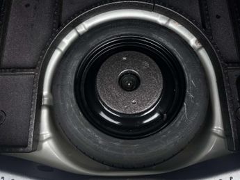 FORD FOCUS 1.6 Focus Zetec 125 Auto 5dr