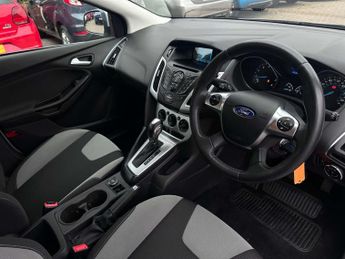 FORD FOCUS 1.6 Focus Zetec 125 Auto 5dr
