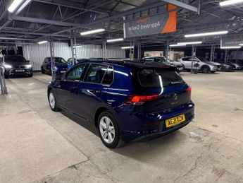 VOLKSWAGEN GOLF 1.0 Golf Life eTSI Semi-Auto 5dr