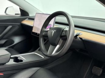 TESLA MODEL 3 Model 3 Long Range AWD 4WD 4dr