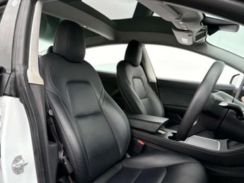 TESLA MODEL 3 Model 3 Long Range AWD 4WD 4dr