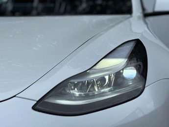 TESLA MODEL 3 Model 3 Long Range AWD 4WD 4dr