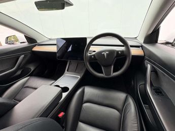 TESLA MODEL 3 Model 3 Long Range AWD 4WD 4dr