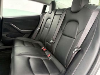 TESLA MODEL 3 Model 3 Long Range AWD 4WD 4dr