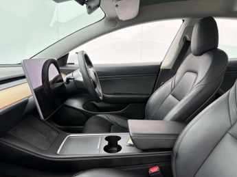 TESLA MODEL 3 Model 3 Long Range AWD 4WD 4dr