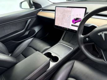 TESLA MODEL 3 Model 3 Long Range AWD 4WD 4dr