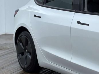 TESLA MODEL 3 Model 3 Long Range AWD 4WD 4dr