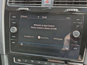 Volkswagen Golf 2.0 TSI R Estate 5dr Petrol DSG 4Motion Euro 6 (s/s) (310 ps)