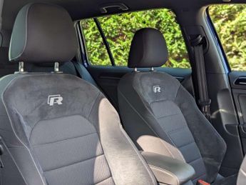 Volkswagen Golf 2.0 TSI R Estate 5dr Petrol DSG 4Motion Euro 6 (s/s) (310 ps)