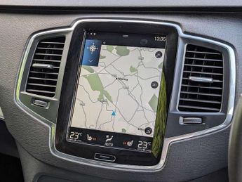 Volvo XC90 2.0 B5 MHEV Momentum SUV 5dr Petrol Hybrid Auto 4WD Euro 6 (s/s)