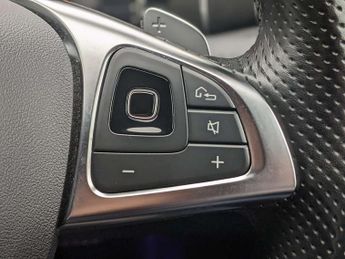 Mercedes-Benz E Class 2.0 E220d AMG Line Estate 5dr Diesel G-Tronic+ Euro 6 (s/s) (194