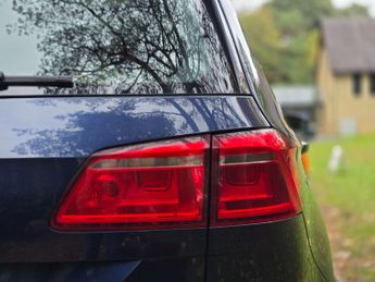 VOLKSWAGEN GOLF SV 2.0 Golf SV SE TDI Semi-Auto 5dr