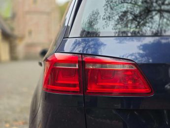 VOLKSWAGEN GOLF SV 2.0 Golf SV SE TDI Semi-Auto 5dr