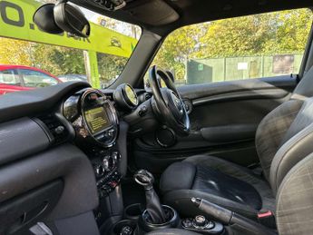 MINI HATCH 1.5 Cooper Auto 3dr