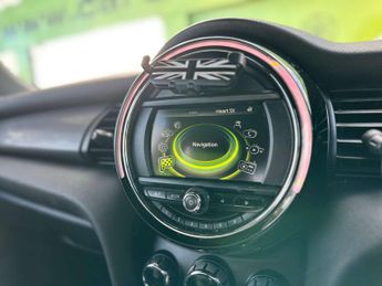 MINI HATCH 1.5 Cooper Auto 3dr