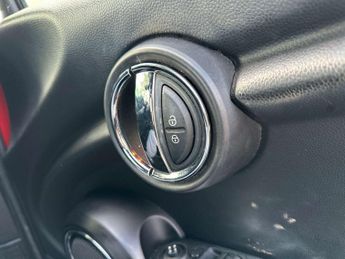 MINI HATCH 1.5 Cooper Auto 3dr