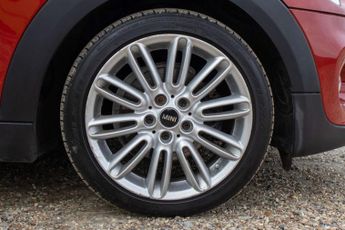 MINI HATCH 1.5 Cooper Auto 3dr