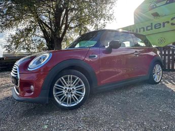 MINI HATCH 1.5 Cooper Auto 3dr