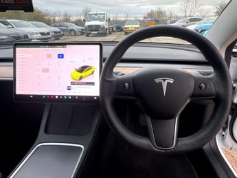 TESLA MODEL 3 (Dual Motor) Long Range Saloon 4dr Electric Auto 4WDE (346 ps)