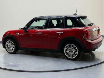 MINI HATCH 1.5 Cooper Auto 5dr