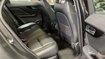 JAGUAR F-PACE 3.0 F-Pace V6 Sport AWD D Automatic 4WD 5dr - NATIONAL DELIVERY*