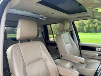 LAND ROVER DISCOVERY 3.0 Discovery HSE TDV6 Auto 4WD 5dr