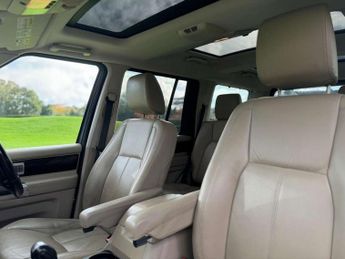 LAND ROVER DISCOVERY 3.0 Discovery HSE TDV6 Auto 4WD 5dr