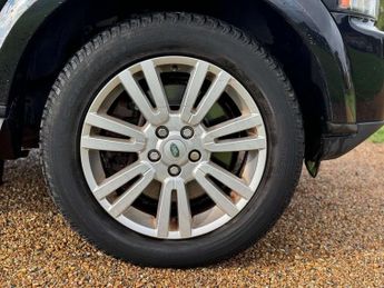 LAND ROVER DISCOVERY 3.0 Discovery HSE TDV6 Auto 4WD 5dr