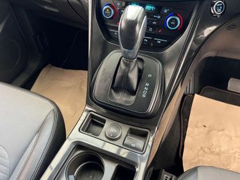 FORD KUGA 2.0 Kuga Titanium TDCI 4x4 Auto 4WD 5dr