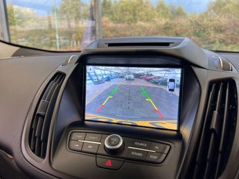 FORD KUGA 2.0 Kuga Titanium TDCI 4x4 Auto 4WD 5dr