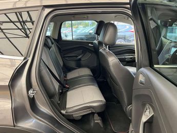 FORD KUGA 2.0 Kuga Titanium TDCI 4x4 Auto 4WD 5dr