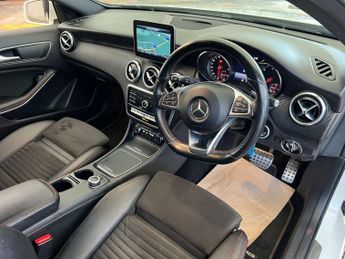 MERCEDES-BENZ A-CLASS 1.5 A 180 D AMG Line Premium Auto 5dr