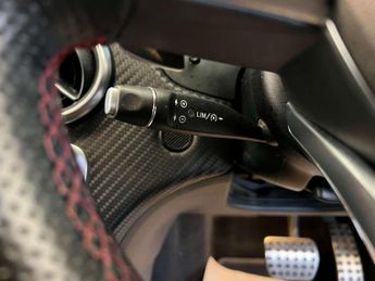 MERCEDES-BENZ A-CLASS 1.5 A 180 D AMG Line Premium Auto 5dr