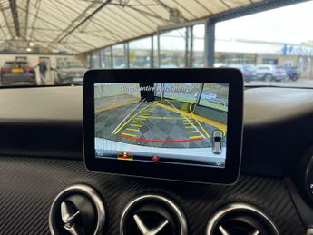 MERCEDES-BENZ A-CLASS 1.5 A 180 D AMG Line Premium Auto 5dr