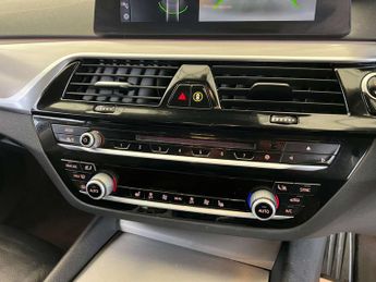 BMW 5 SERIES 2.0 520d SE Auto 4dr