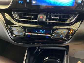 TOYOTA C-HR 1.8 C-HR Excel HEV CVT 5dr