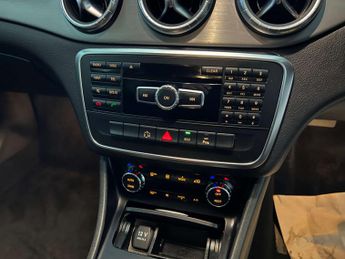 MERCEDES-BENZ CLA 1.6 CLA 180 AMG Sport Auto 4dr