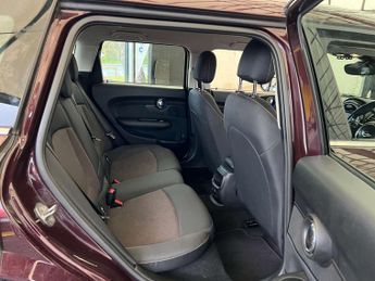 MINI CLUBMAN 1.5 Clubman Cooper Auto 6dr