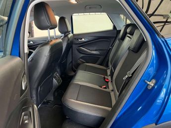 VAUXHALL GRANDLAND X 1.2 Grandland X Tech Line Nav T S/S Auto 5dr