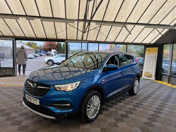 VAUXHALL GRANDLAND X 1.2 Grandland X Tech Line Nav T S/S Auto 5dr
