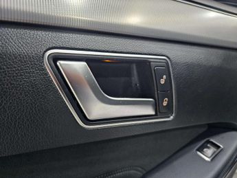 MERCEDES-BENZ E-CLASS 2.1 E250 AMG Line CDi Auto 4dr