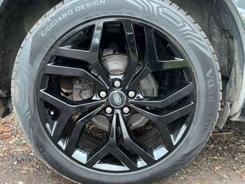 Land Rover Range Rover Evoque 2.0 Range Rover Evoque R-Dynamic SE D Auto 4WD 5dr