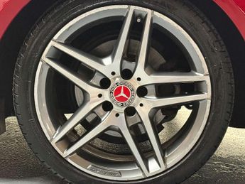 Mercedes-Benz E-CLASS 2.1 E220 AMG Line Premium Bluetec Auto 2dr