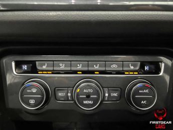 Volkswagen Tiguan 2.0 TDI BlueMotion Tech R-Line SUV 5dr Diesel DSG 4Motion Euro 6