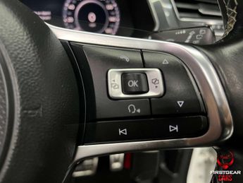 Volkswagen Tiguan 2.0 TDI BlueMotion Tech R-Line SUV 5dr Diesel DSG 4Motion Euro 6