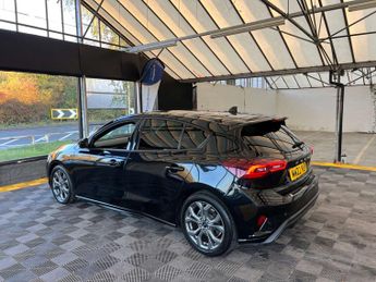 FORD FOCUS 1.5 Focus ST-Line EcoBlue Auto 5dr