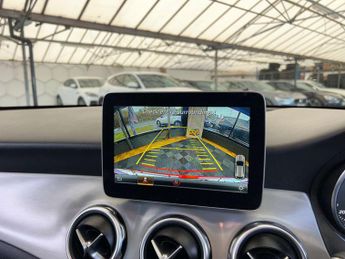 MERCEDES-BENZ GLA 2.1 GLA 220 AMG Line Premium+ D 4Matic Auto 4WD 5dr