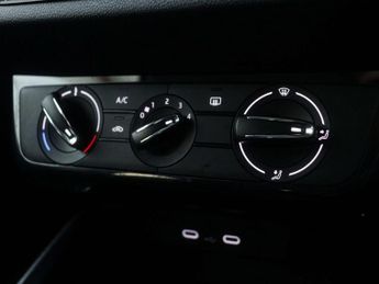 SKODA FABIA 1.0 Fabia SE Comfort TSi Semi-Auto 5dr