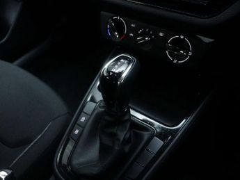 SKODA FABIA 1.0 Fabia SE Comfort TSi Semi-Auto 5dr