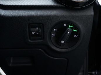 SKODA FABIA 1.0 Fabia SE Comfort TSi Semi-Auto 5dr